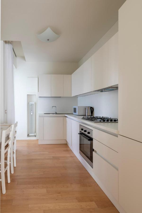 Casa Gramsci Luxury Apartment Pésaro Exterior foto