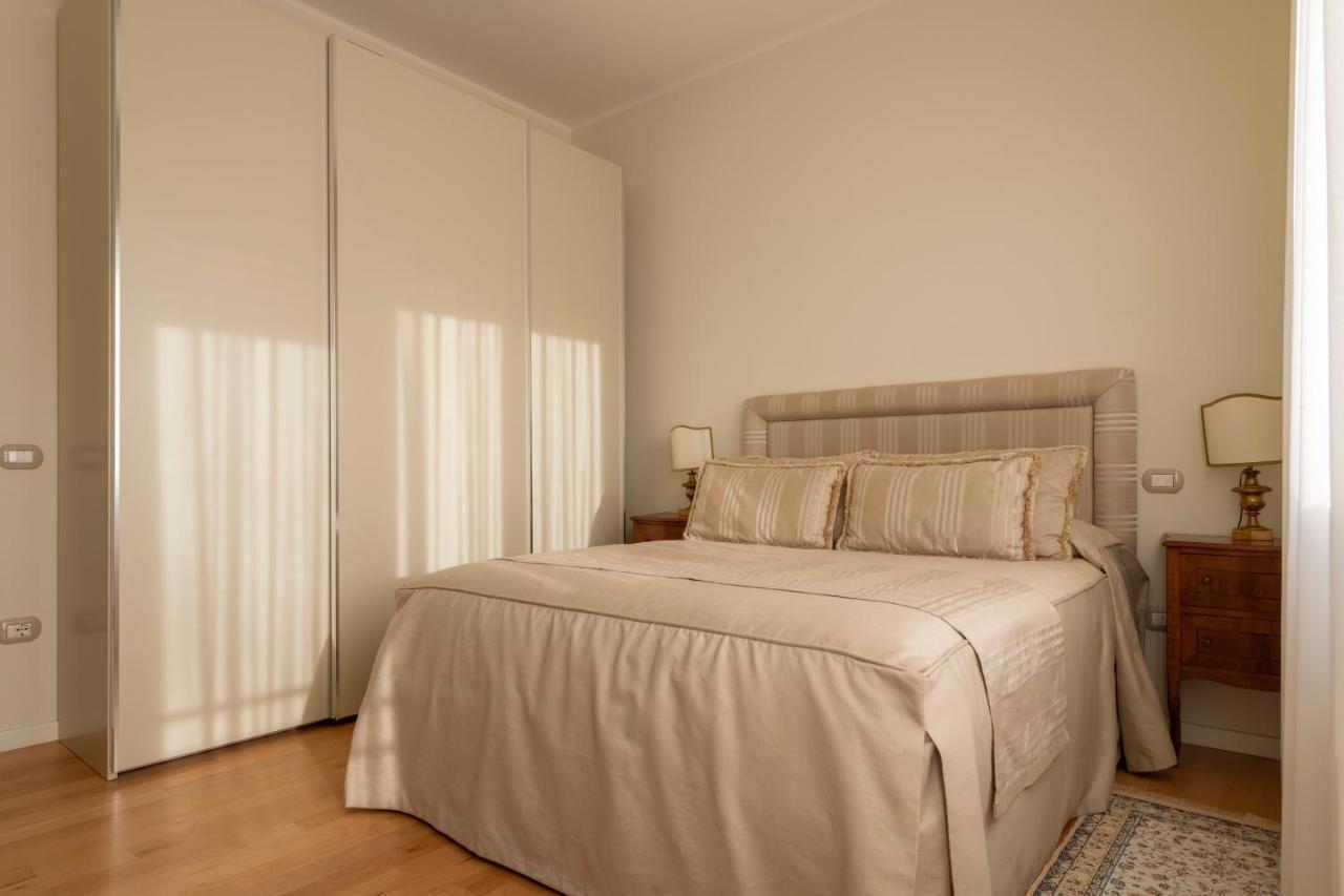 Casa Gramsci Luxury Apartment Pésaro Exterior foto