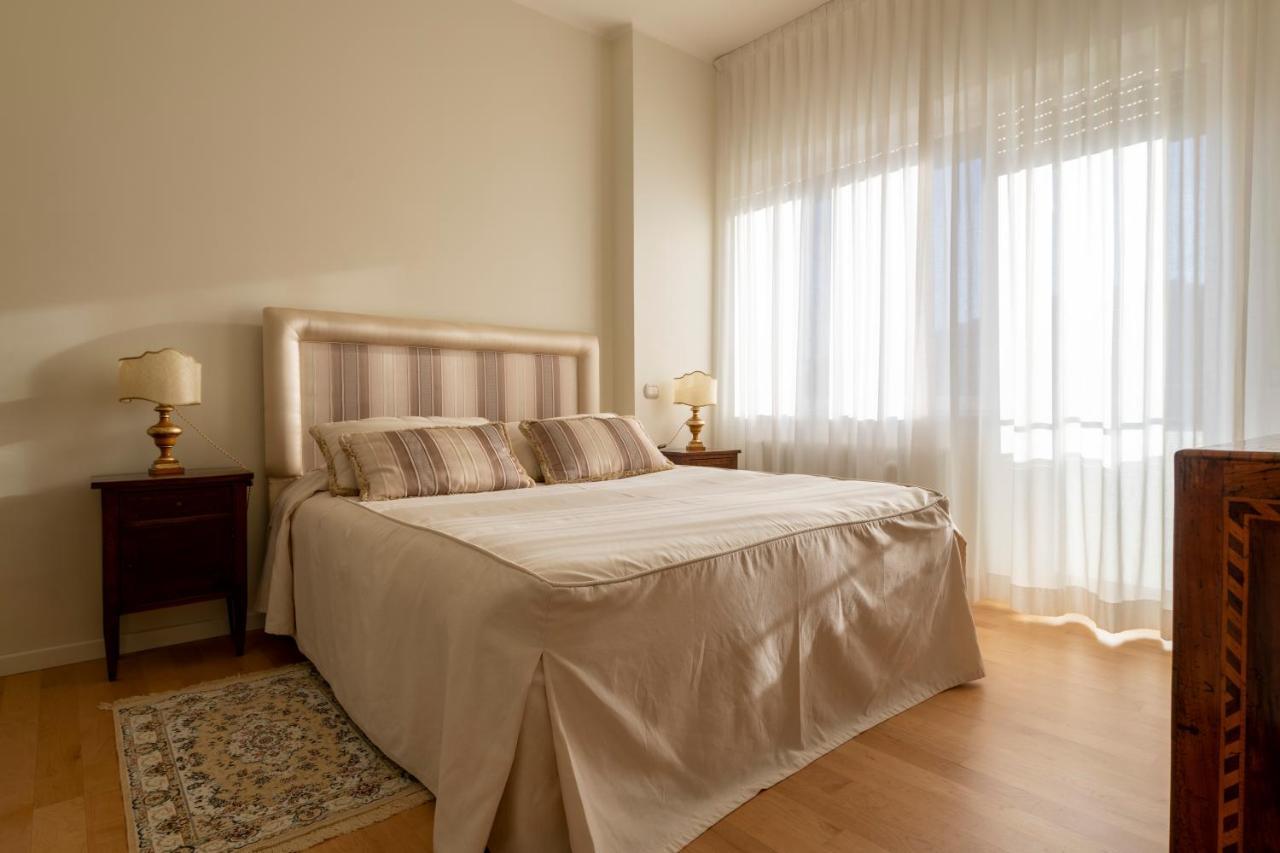 Casa Gramsci Luxury Apartment Pésaro Exterior foto